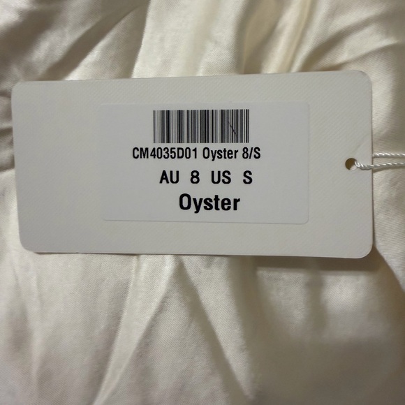 NWT One and Only Collective satin maxi dress - Oyster small - Picture 6 of 6